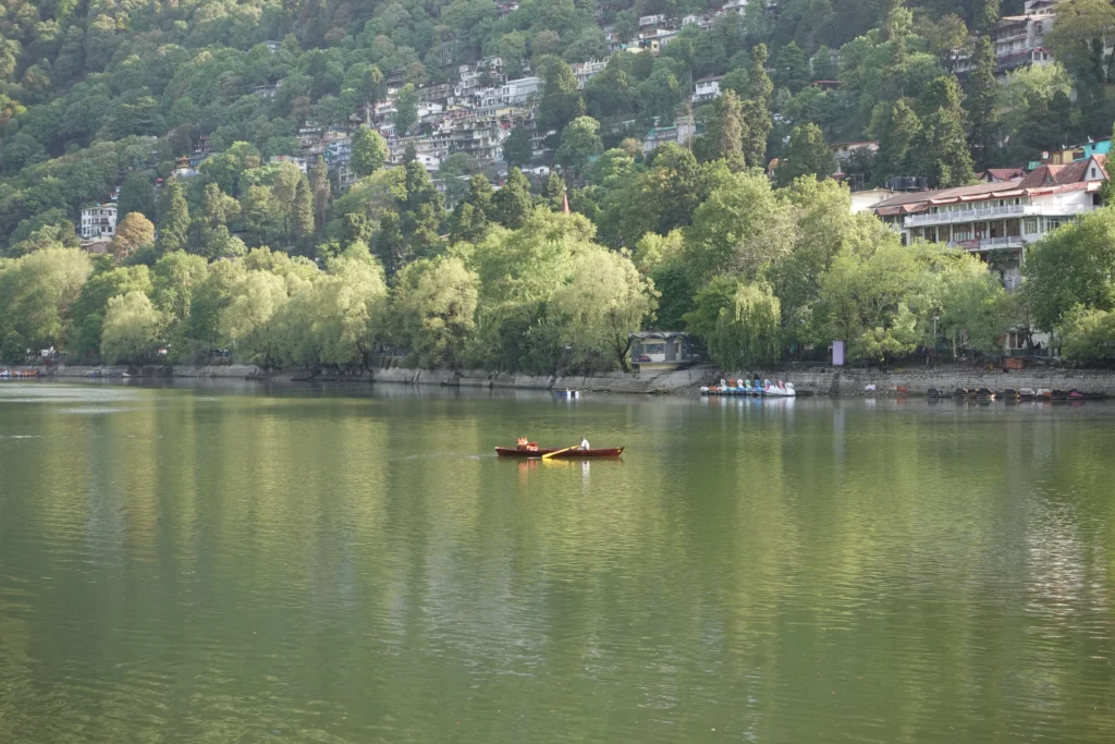 Nainital Beauty , Travelling bells , nainital 2025 , nainital lake view, nainital boat photos